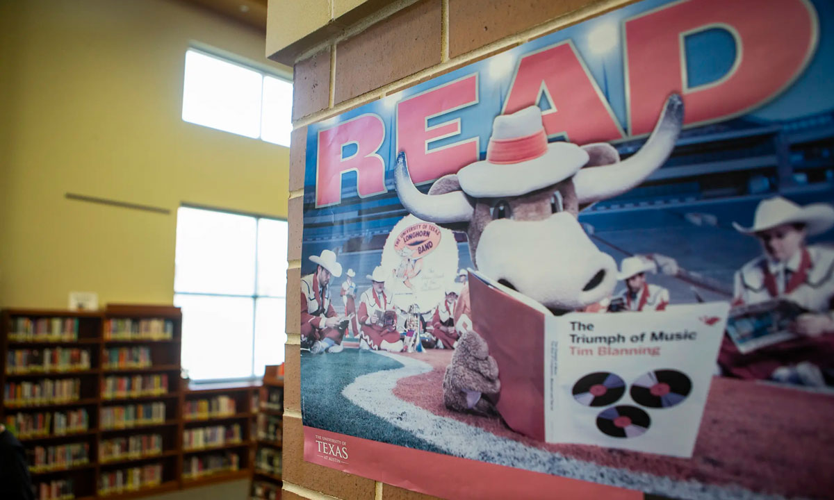 This is a photo of Vandegrift High School's library.